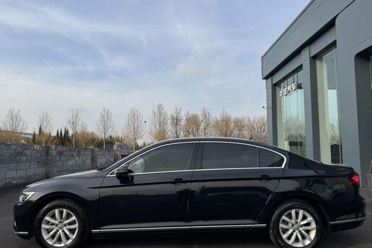 Used Volkswagen Magotan 2020 280TSI DSG Comfort Edition
