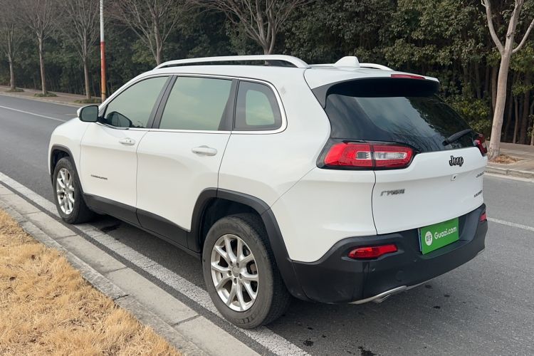 Used Jeep Cherokee 2017 2.0L Superior Edition