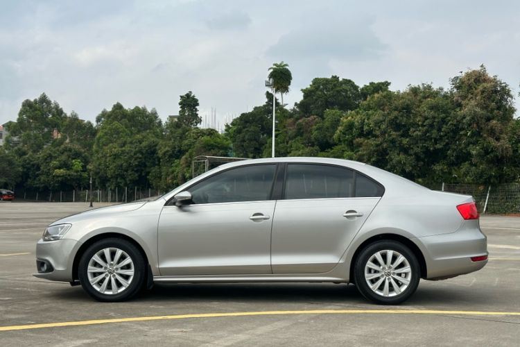 Used Volkswagen Sagitar 2014 1.6L Automatic Comfort Model