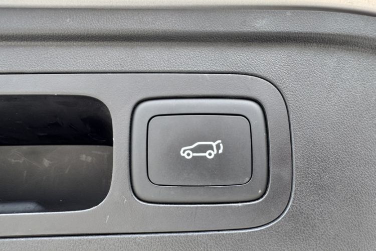 Used MG ES5 2025 525max Rear-Drive Intelligent Driving Version Interior 7