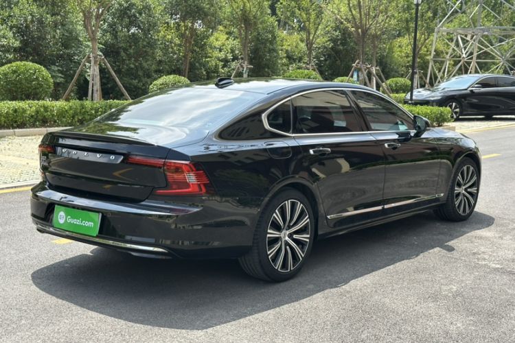 Used Volvo S90 2022 B5 Zhiyuan Luxury Edition
