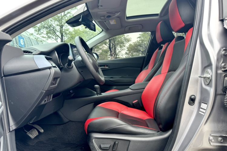 Used Toyota IZOA 2021 2.0L Enjoy Edition