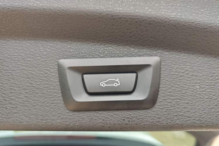 Used BMW X2 2023 sDrive 25i Shining Edition Exterior 8