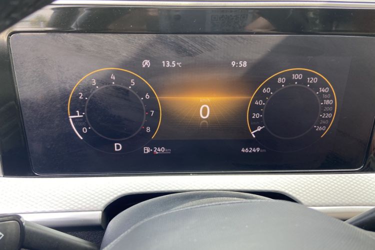 Used Volkswagen Tavendor 2023 330TSI Luxury Touring Edition Odometer Close Up