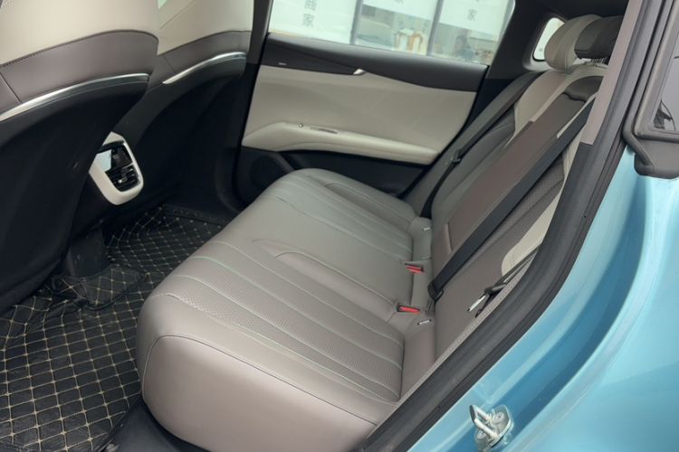 Used Deepal L07 2024 230Max Qiankun Intelligent Driving ADS SE Range-Extended Version
