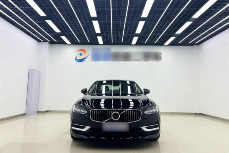 Used Volvo S90 New Energy 2019 T8 E-Drive Hybrid Honor Edition 3 Seats China VI Standard