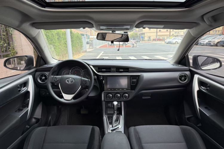 Used Toyota Levin 2017 Revised 185T CVT Elite Edition China V Standard Interior 1