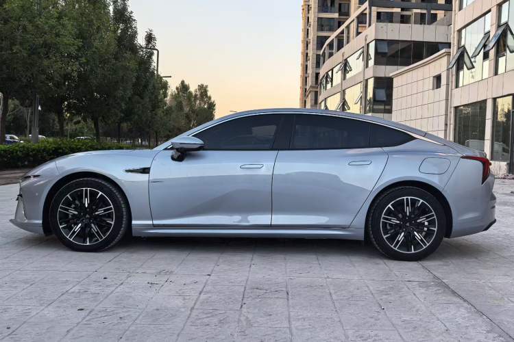 Used NETA S 2022 Extended-Range Version 1160 km Range Rear-Wheel-Drive Compact Edition