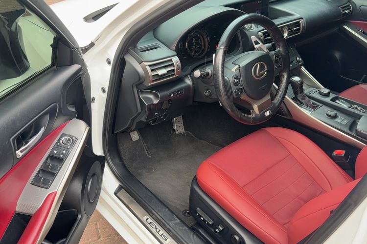 Used Lexus IS 2015 200t F SPORT