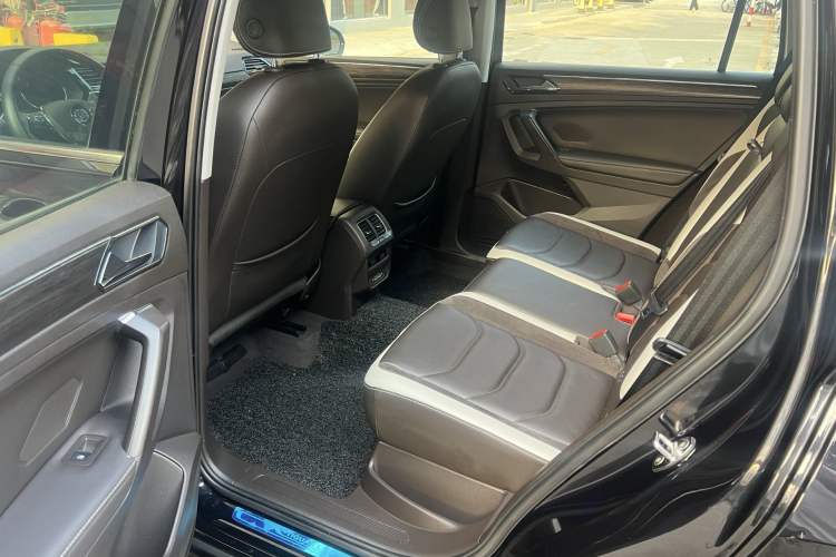 Used Volkswagen Tiguan L 2018 Revised Version 330TSI Automatic Two-Wheel Drive Comfort Edition
