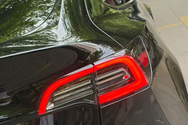 Used Tesla Model Y 2024 Rear-Wheel-Drive Version