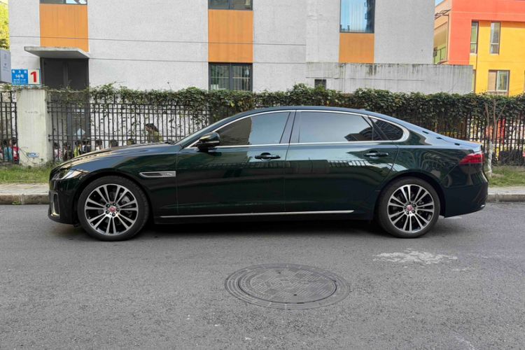 Used Jaguar XFL 2024 2.0T P250 Two-Wheel Drive Prestige Luxury Edition
