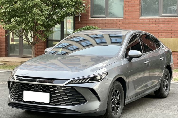 Used BYD Qin PLUS 2025 DM-i Smart Drive 55KM Leading Model