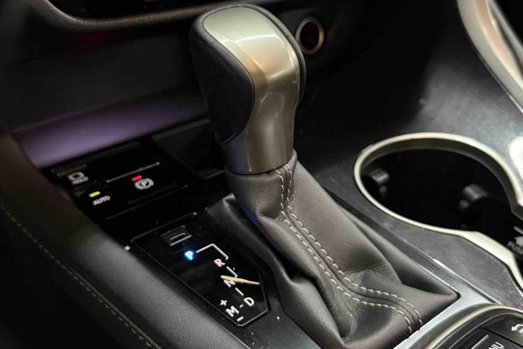 Used Lexus RX 2016 300 Two-Wheel Drive Elite Version China V Standard
