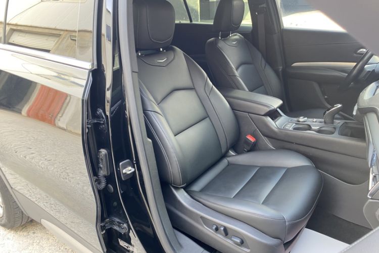 Used Cadillac XT4 2021 28T Two-Wheel Drive Leading Version