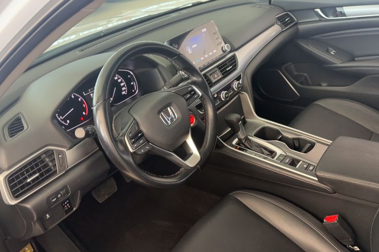 Used Honda Accord 2018 260TURBO Elite Edition China VI Interior 1