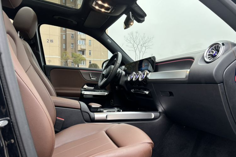 Used Mercedes-Benz GLB 2021 GLB 200 Dynamic Edition Interior 6