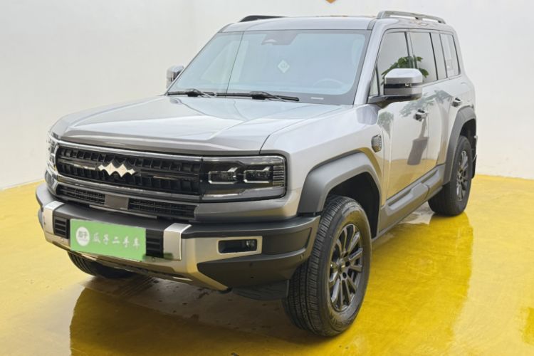 Used Formula Leopard Leopard 5 2023 Navigator Edition