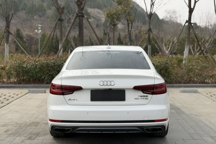 Used Audi A4L 2019 40 TFSI Fashion Version China V
