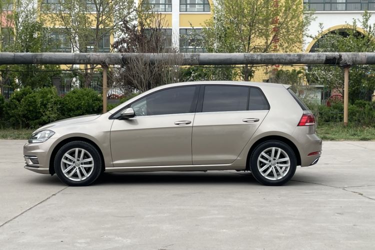 Used Volkswagen Golf 2019 200TSI DSG Comfort & Ambition Edition China VI Standard Exterior 3