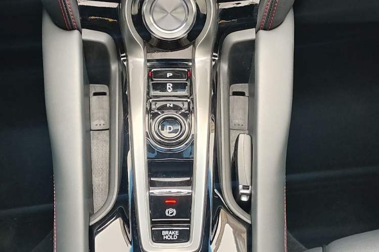 Used Acura CDX 2021 1.5T Two-Wheel Drive Luxury · A-Spec Sport Model
