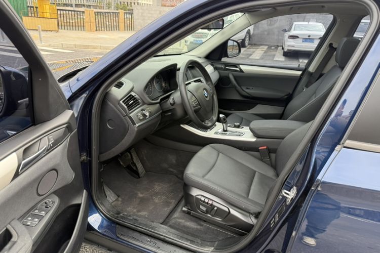 Used BMW X3 2016 sDrive20i
