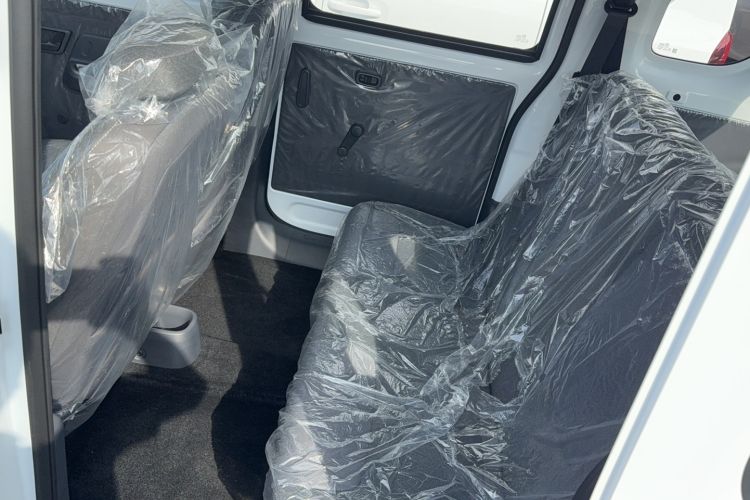 Used Wuling Zhiguang New Energy 2025 Comfort Model