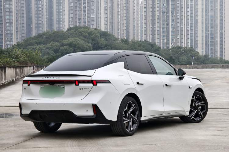 Used Lynk & Co 07 2024 EM-P 126 Long-Range Ultra