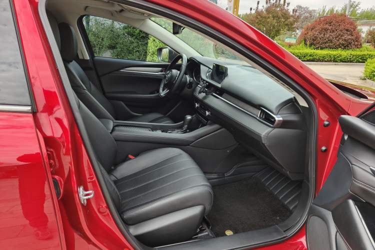 Used Mazda Atenza 2020 2.0L Blue Sky Luxury Edition Right Front Seat