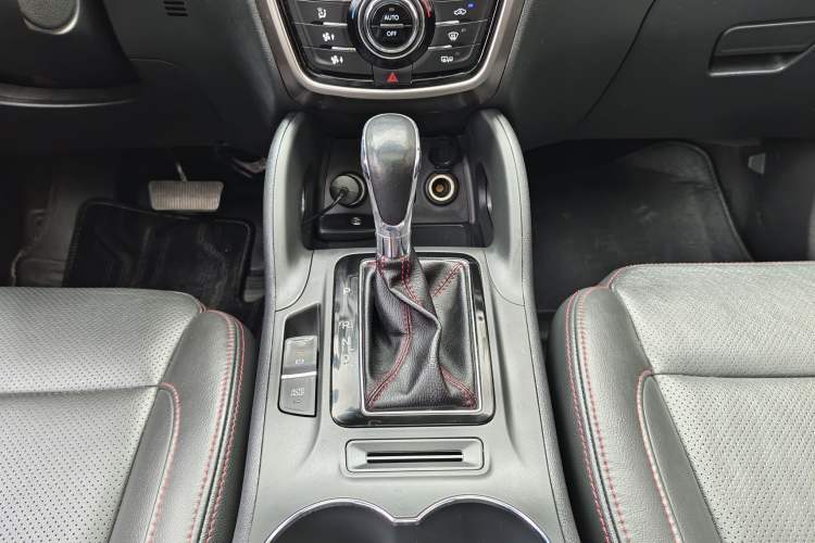 Used Changan CS75 2014 1.8T Automatic Elite Model China IV Standard