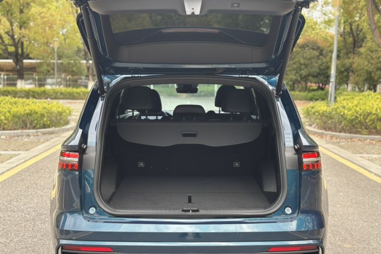 Used Geely Auto Monjaro L 2021 2.0TD DCT EVO Two-Wheel Drive Smart Luxury Version Interior 9