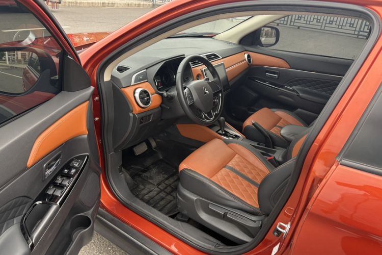 Used Mitsubishi ASX 2020 2.0L CVT Smart Edition Interior 4