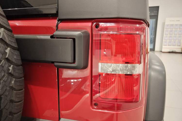 Used BAIC Off-Road BJ40 2016 40L 2.3T Automatic All-Wheel Drive Premium Edition