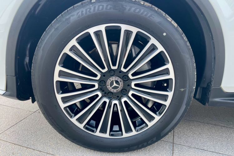 Used Mercedes-Benz GLC 2019 GLC 260 L 4MATIC Dynamic Model Exterior 6