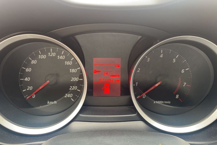 Used Mitsubishi Lancer EX 2016 1.8L CVT Black-and-White Retro Edition
