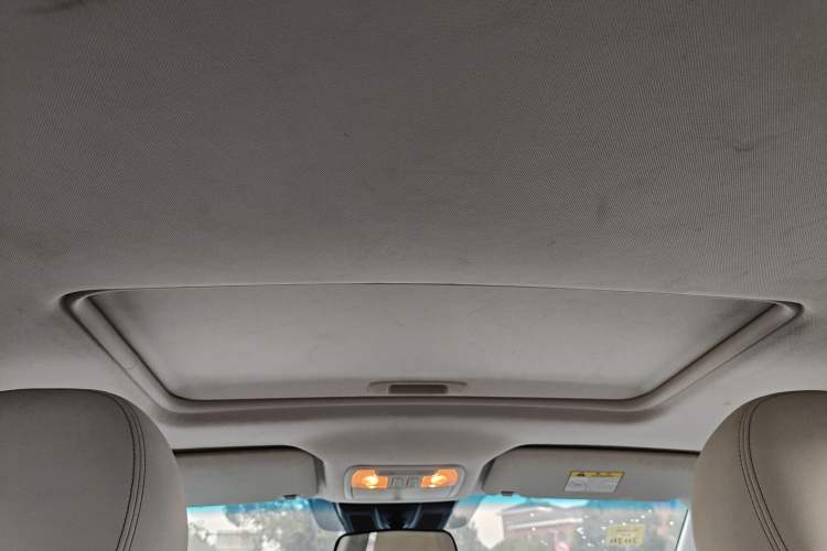 Used BAIC Beijing EU5 2018 R500 Smart Wind Edition