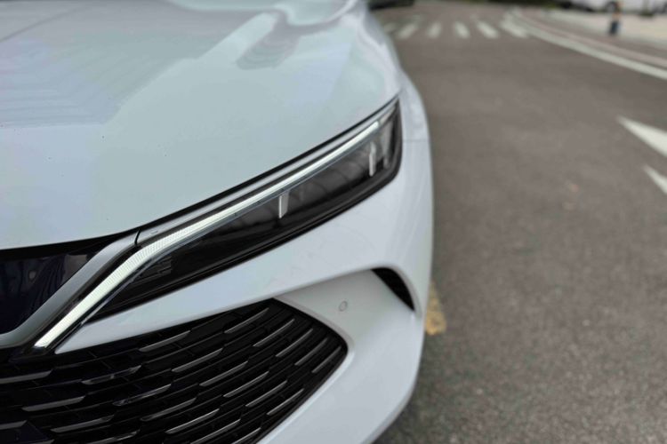 Used BYD Qin L 2025 DM-i Smart Drive 120KM Superior Model
