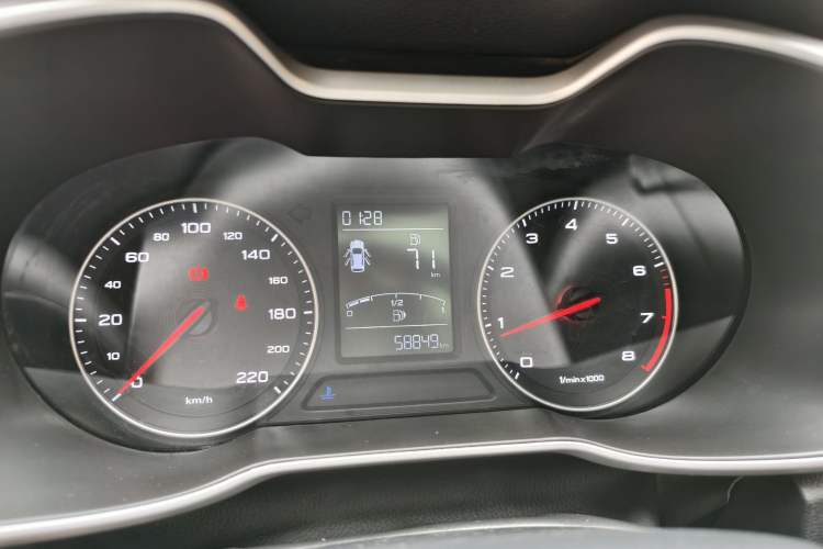 Used MG ZS 2017 1.5L Manual Luxury Edition