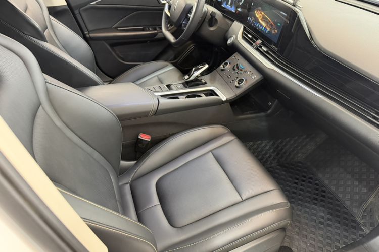 Used Bestune B70 2023 Third Generation 1.5T Automatic Enjoyment Version Interior 6