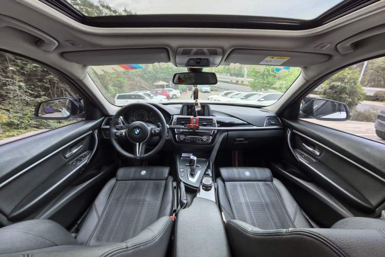 Used BMW 3 Series 2017 320Li Fashion Model Interior 3