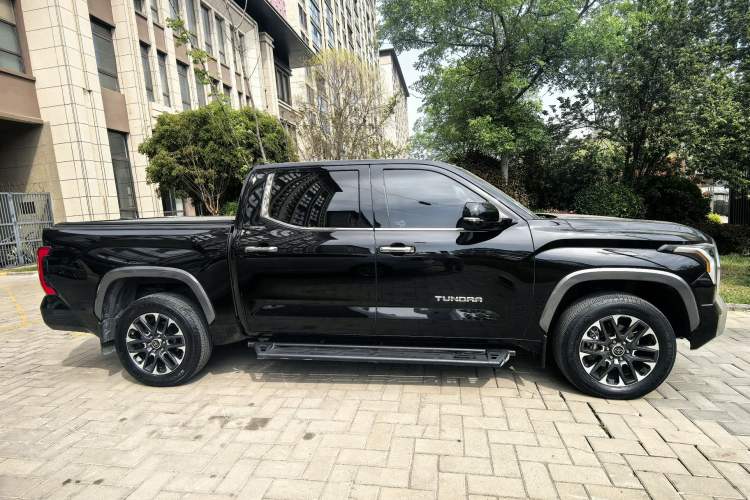 Used Toyota Tundra  Exterior 2