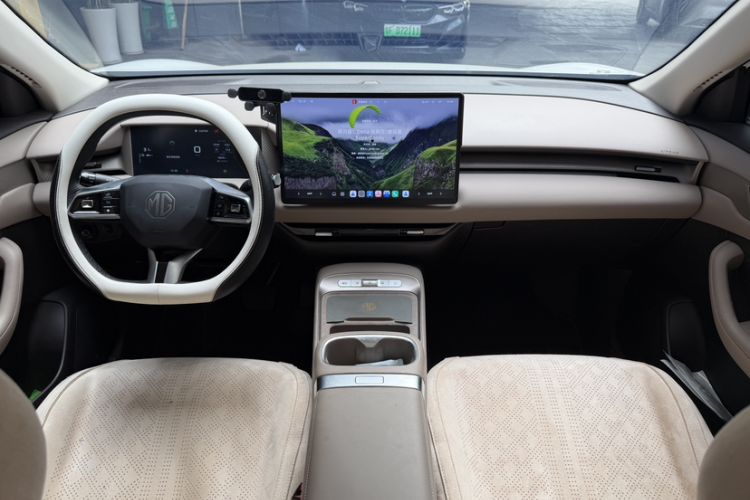 Used MG ES5 2025 515plus Rear-Drive Version Interior 9