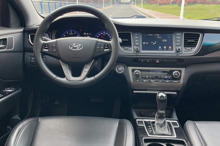 Used Hyundai Mistra 2016 1.8L Automatic Deluxe DLX Model Steering Wheel