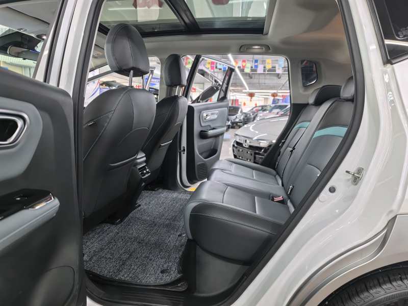 Used AION Y 2023 Plus 510 Smart Edition — 18