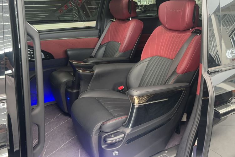 Used GAC Trumpchi M8 2023 Zongshi Series Dual-Motor Supreme Edition