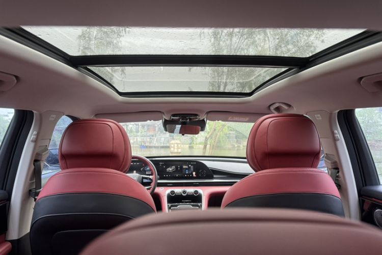 Used EXEED Stellar 2023 400T Four-Wheel Drive Deluxe Edition Headliner