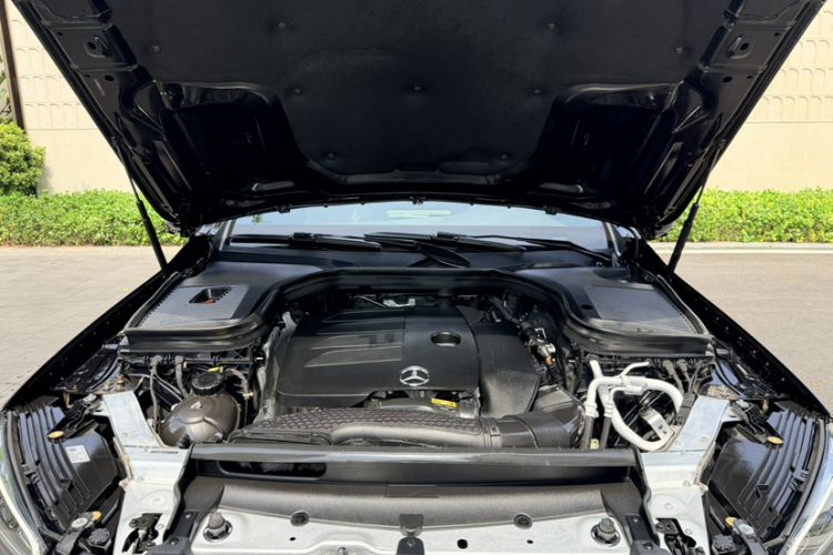 Used Mercedes-Benz GLC 2022 Facelift GLC 260 L 4MATIC Luxury Edition Interior 5