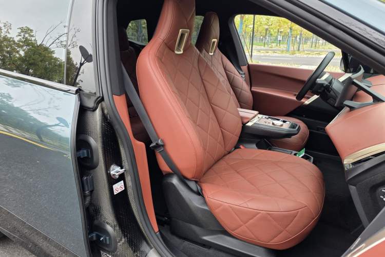 Used BMW iX 2022 xDrive50 Right Front Seat