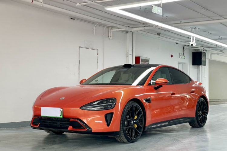 Used Xiaomi Auto SU7 2024 Four-Wheel Drive Ultra-Long Range Advanced Intelligent Driving Max Edition
