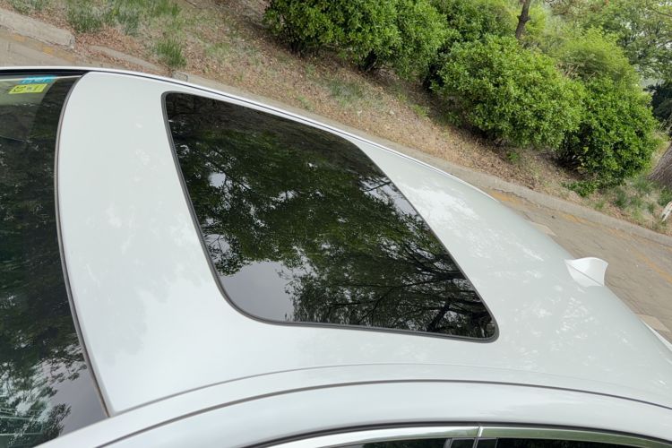 Used BMW 5 Series 2017 525Li Luxury Design Package Roof